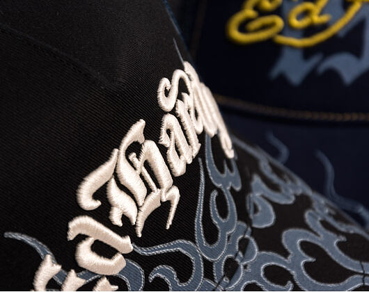Kšiltovka Ed Hardy - Flaming 5 Panel Trucker Cap - Flame Print - Black