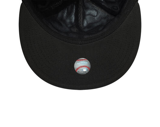 Kšiltovka New Era - MLB IMAGE DROP Gore-Tex 9FIFTY Retro Crown - NY Yankees - Black / White