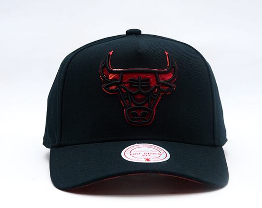 Kšiltovka Mitchell & Ness - NBA 404 Club Camo Pro Snapback - Chicago Bulls - Black