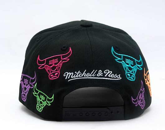 Kšiltovka Mitchell & Ness - NBA 404 Club Neon Pro Snapback - Chicago Bulls - Black