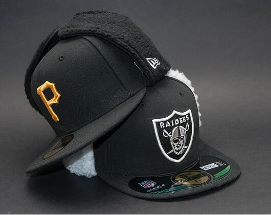 Kšiltovka s klapkami New Era NFL On field Oakland Raiders 59FIFTY Team Colors Dog Ear