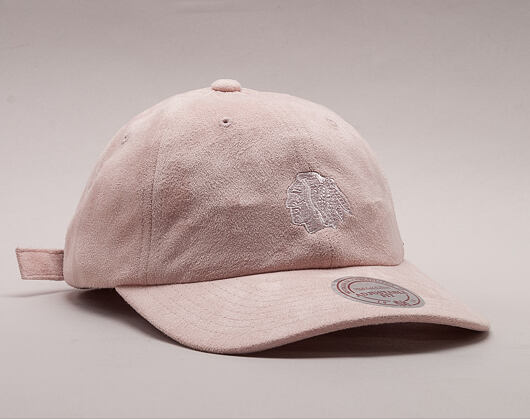 Kšiltovka Mitchell & Ness Micro Suede Slouch Chicago Blackhawks Light Pink Strapback