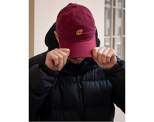 Kšiltovka New Era Unstructured Cleveland Cavaliers 9FIFTY Red Strapback