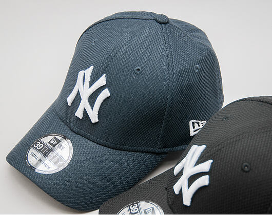 Kšiltovka New Era Diamond Era Essential New York Yankees 39THIRTY Navy