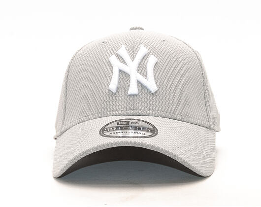 Kšiltovka New Era Diamond Era Essential New York Yankees 39THIRTY Gray