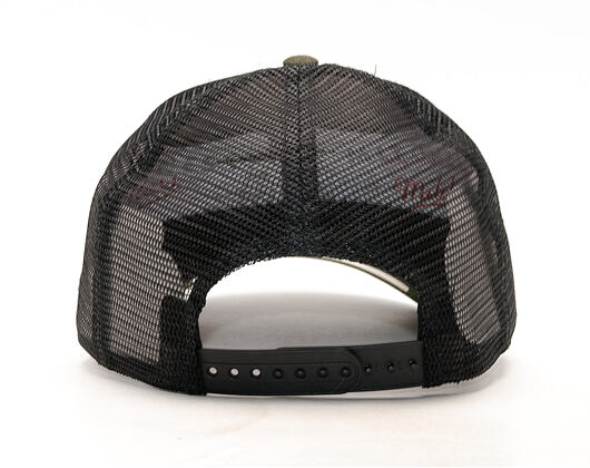 Kšiltovka New Era Seasonal Camo 9FORTY TRUCKER Woodland Camo Snapback