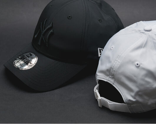Kšiltovka New Era Premium Sport New York Yankees 9FORTY Black/Black Clipback