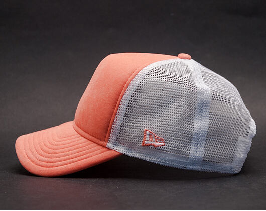 Dámská Kšiltovka New Era Women Felt Trucker 9FORTY Blush Snapback