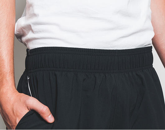 Kraťasy Under Armour Mirage Shorts 8" Black