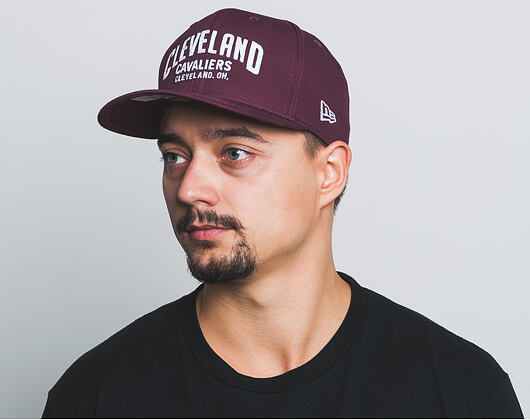 Kšiltovka New Era Felt Script Cleveland Cavaliers 9FIFTY Maroon/White Snapback