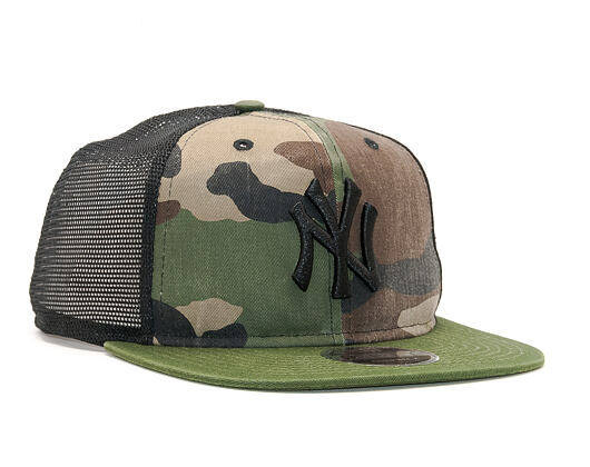 Kšiltovka New Era Trucker Washed Camo New York Yankees 9FIFTY Woodland Camo Snapback