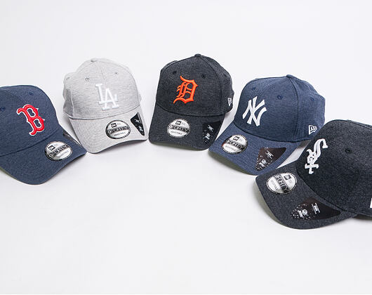 Kšiltovka New Era 9FORTY Chicago White Sox Winterised The League Black/White Strapback