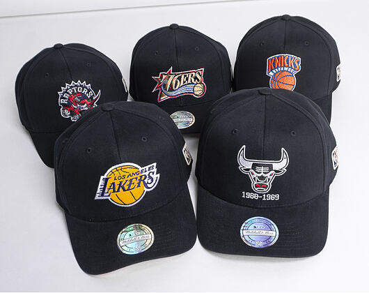 Kšiltovka Mitchell & Ness Philadelphia 76ers Hardwood Classic 110