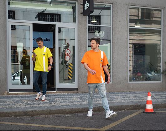Triko HUF Safety Pocket Orange