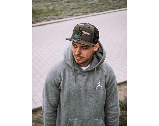 Kšiltovka New Era 9FIFTY Trucker Los Angeles Dodgers Essential Woodland Camo/Black Snapback