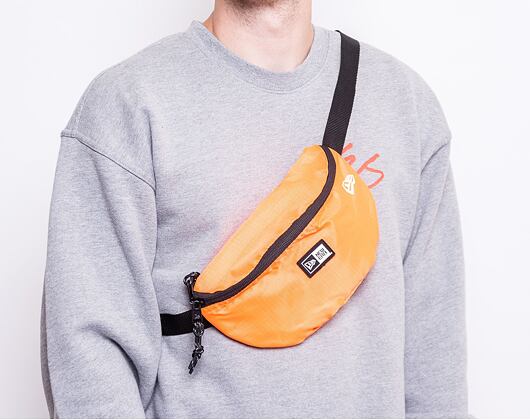Ledvinka NEW ERA Mini Waist Bag Bright Orange