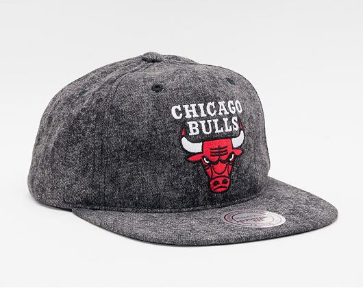 Kšiltovka Mitchell & Ness Rise Snapback Chicago Bulls Black