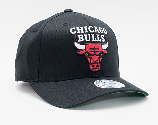 Kšiltovka Mitchell & Ness Chicago Bulls 537 Team Logo High Crown Black