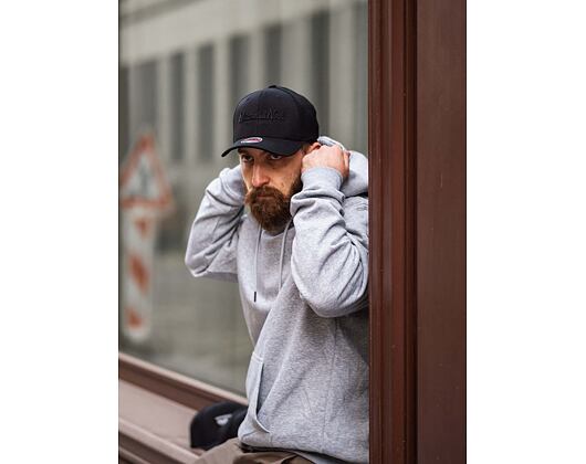 Kšiltovka Mitchell & Ness - Branded Pinscript Classic Red - Black / Black