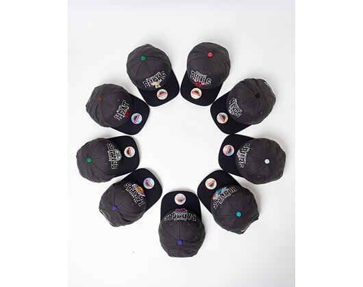 Kšiltovka Mitchell & Ness Milwaukee Bucks G2 Arch 110 Snapback Grey / Black