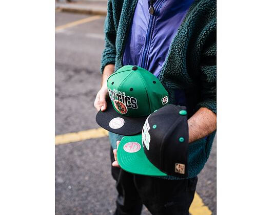 Kšiltovka Mitchell & Ness Team Arch 2 Tone Snapback Boston Celtics Green / Black