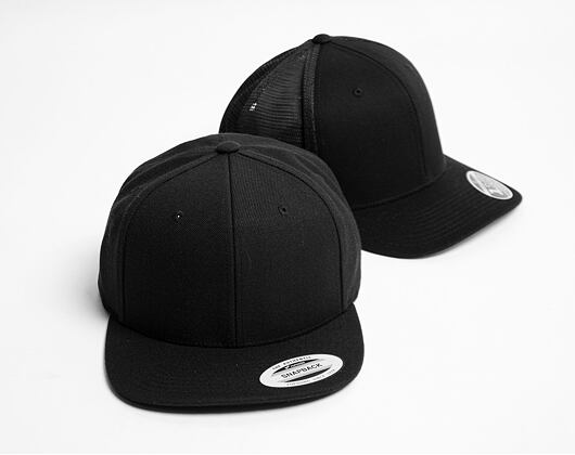 Kšiltovka Yupoong Classic Snapback Black / Black / Black Undervisor