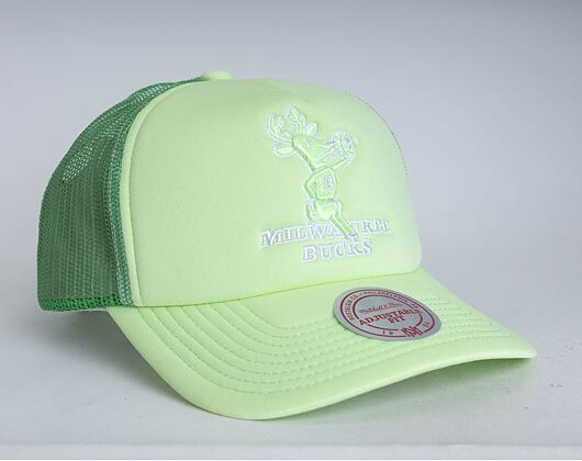 Kšiltovka Mitchell & Ness Milwaukee Bucks Pastel Trucker Snapback HWC Green