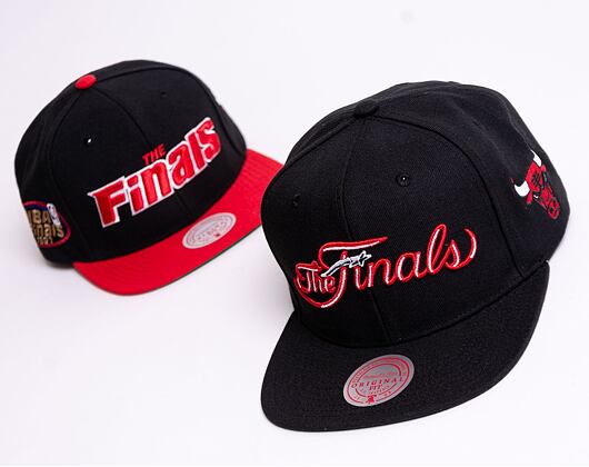 Kšiltovka Mitchell & Ness The Finals Snapback Chicago Bulls Black