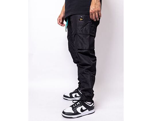 Tepláky New Era Cargo Track Pants Black/Yellow