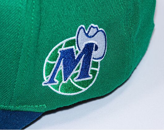 Kšiltovka Mitchell & Ness SHREDDER STRETCH SNAPBACK HWC Dallas Mavericks Green