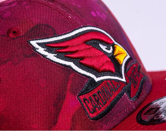 Kšiltovka New Era 9FIFTY NFL22 Sideline "Ink Dye" Arizona Cardinals Team Color