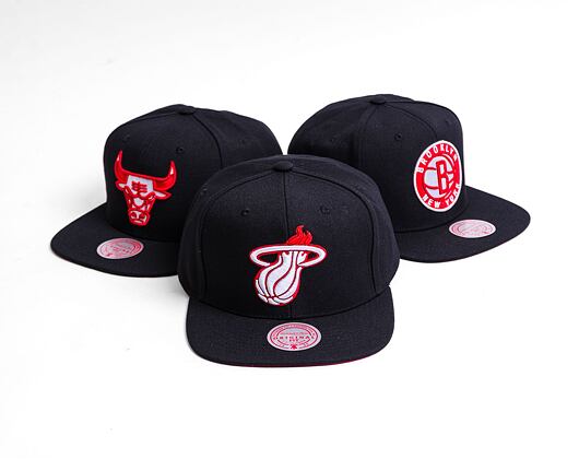 Kšiltovka Mitchell & Ness BRED SNAPBACK Miami Heat Black
