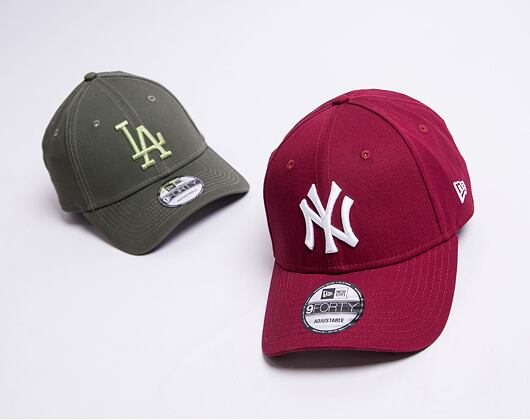 Kšiltovka New Era - MLB Essential 9FORTY - NY Yankees - Cardinal / White