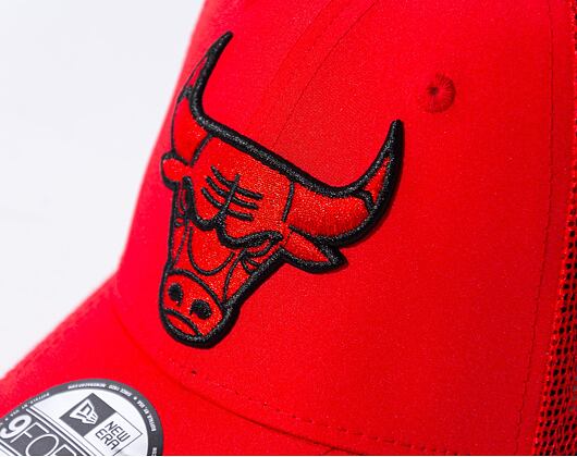 Kšiltovka New Era 9FORTY Trucker NBA Home Field Chicago Bulls Red