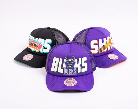 Kšiltovka Mitchell & Ness NBA Billboard Trucker Snapback Hwc Milwaukee Bucks Purple