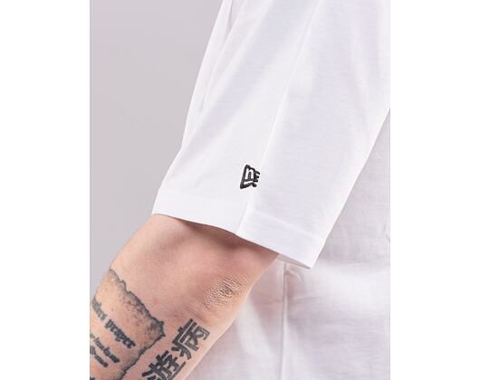 Triko New Era Character Graphic Oversized Tee Branded White / Black