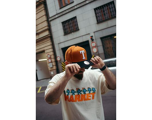 Kšiltovka Mitchell & Ness LOGO BILL SNAPBACK University Of Texas At Austin Orange / Black