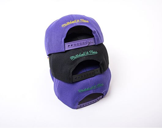 Kšiltovka Mitchell & Ness NBA Paint By Number Snapback Celtics Black