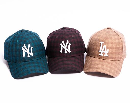 Kšiltovka New Era 9FORTY MLB Flannel New York Yankees Cardinal / White