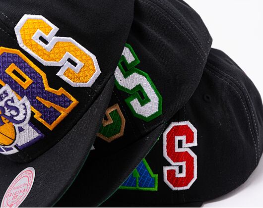 Kšiltovka Mitchell & Ness Varsity Bust Snapback NBA LOS ANGELES LAKERS Black