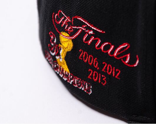 Kšiltovka Mitchell & Ness All Out Snapback Hwc NBA MIAMI HEAT Black