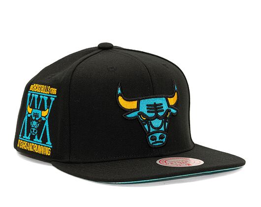 Kšiltovka Mitchell & Ness NBA Core Xi Snapback Chicago Bulls Black