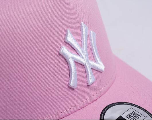 Kšiltovka New Era 9FORTY A-Frame Trucker MLB League Essential New York Yankees Fondant Pink / White