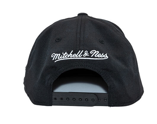 Kšiltovka Mitchell & Ness - NBA April Showers Snapback - Chicago Bulls - Black
