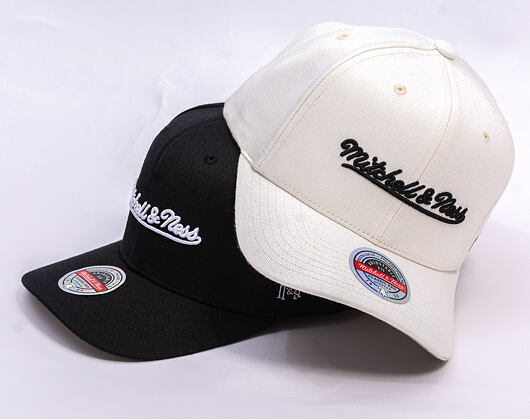 Kšiltovka Mitchell & Ness - Branded Script Stretch  - Black