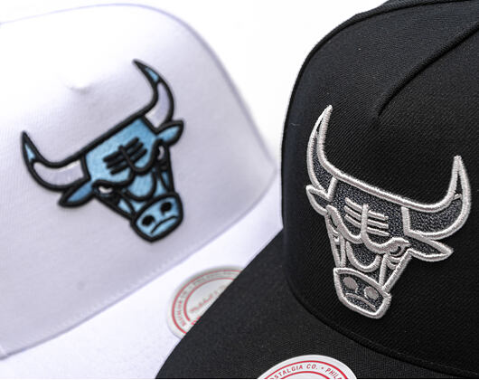 Kšiltovka Mitchell & Ness - NBA Core Xi Pro  Bulls - Chicago Bulls - Black
