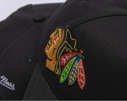 Kšiltovka Mitchell & Ness - NHL Busted Pro - Chicago Blackhawks - Black