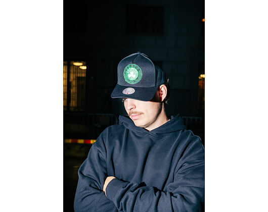 Kšiltovka Mitchell & Ness - NBA Tilted Pro Snapback - Boston Celtics - Black