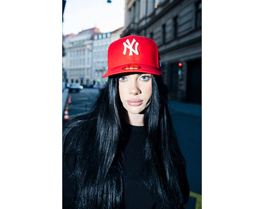 Kšiltovka New Era - MLB Basic 59FIFTY - NY Yankees - Scarlet / White