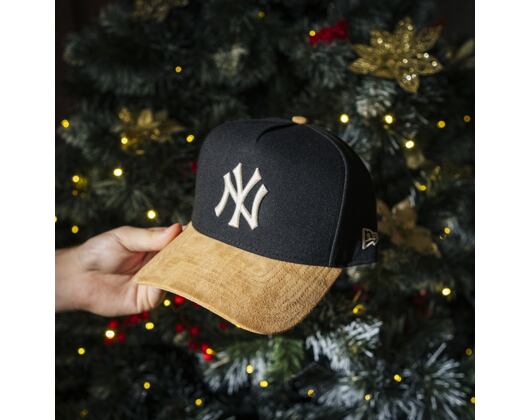Kšiltovka New Era - MLB Suede Visor 9FORTY A-Frame - NY Yankees - Black / Camel